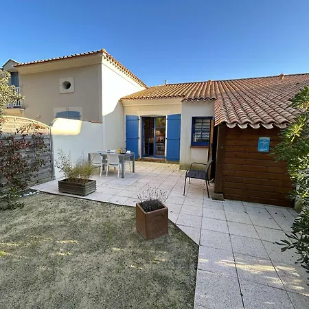 Petite Maison Proche De L'ocean Avec Piscine Chauffee, Jardin Prive Et Parking - St Hilaire De Riez - Fr-1-224c-292 * Saint-Hilaire-de-Riez