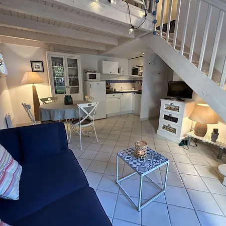 Petite Maison Proche De L'océan Avec Piscine Chauffée, Jardin Privé Et Parking - St Hilaire De Riez - Fr-1-224c-292 Hébergement de vacances