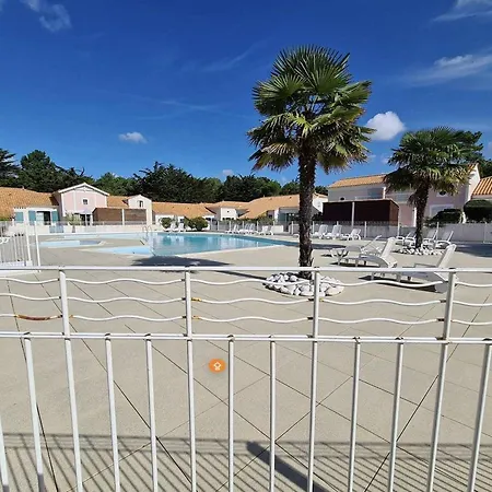 Hébergement de vacances Petite Maison Proche De L'océan Avec Piscine Chauffée, Jardin Privé Et Parking - St Hilaire De Riez - Fr-1-224c-292