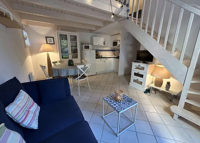 Petite Maison Proche De L'océan Avec Piscine Chauffée, Jardin Privé Et Parking - St Hilaire De Riez - Fr-1-224c-292 Hébergement de vacances