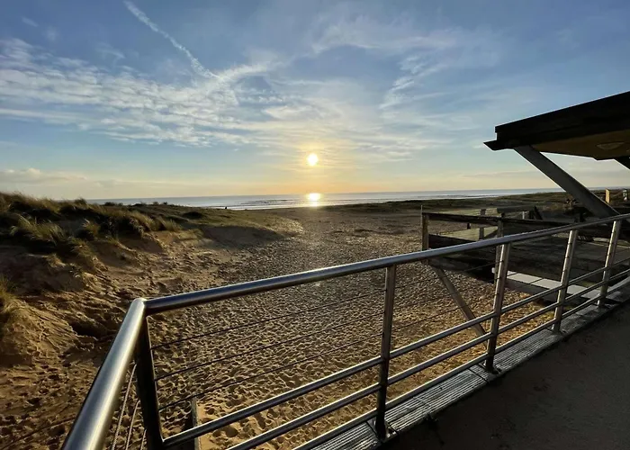 Petite Maison Proche De L'océan Avec Piscine Chauffée, Jardin Privé Et Parking - St Hilaire De Riez - Fr-1-224c-292 Hébergement de vacances Saint-Hilaire-de-Riez